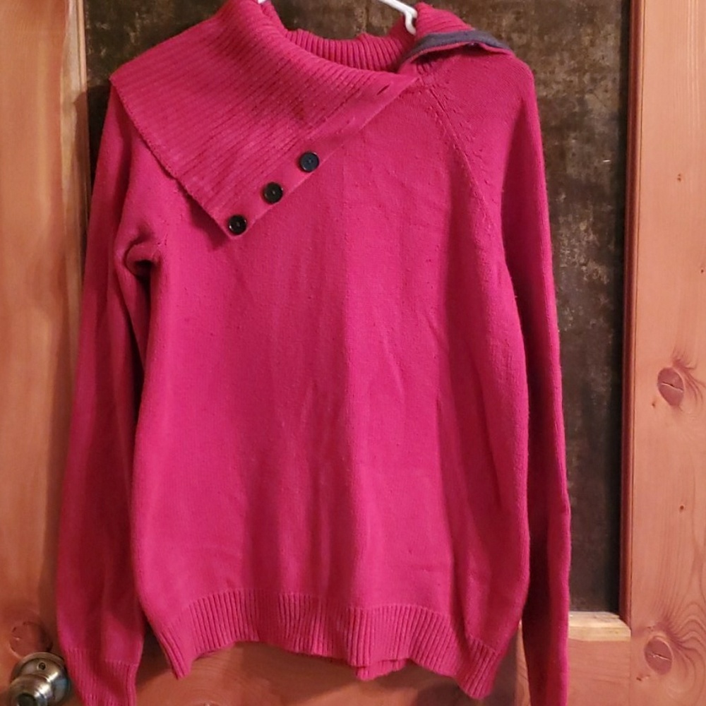 GAP sweater